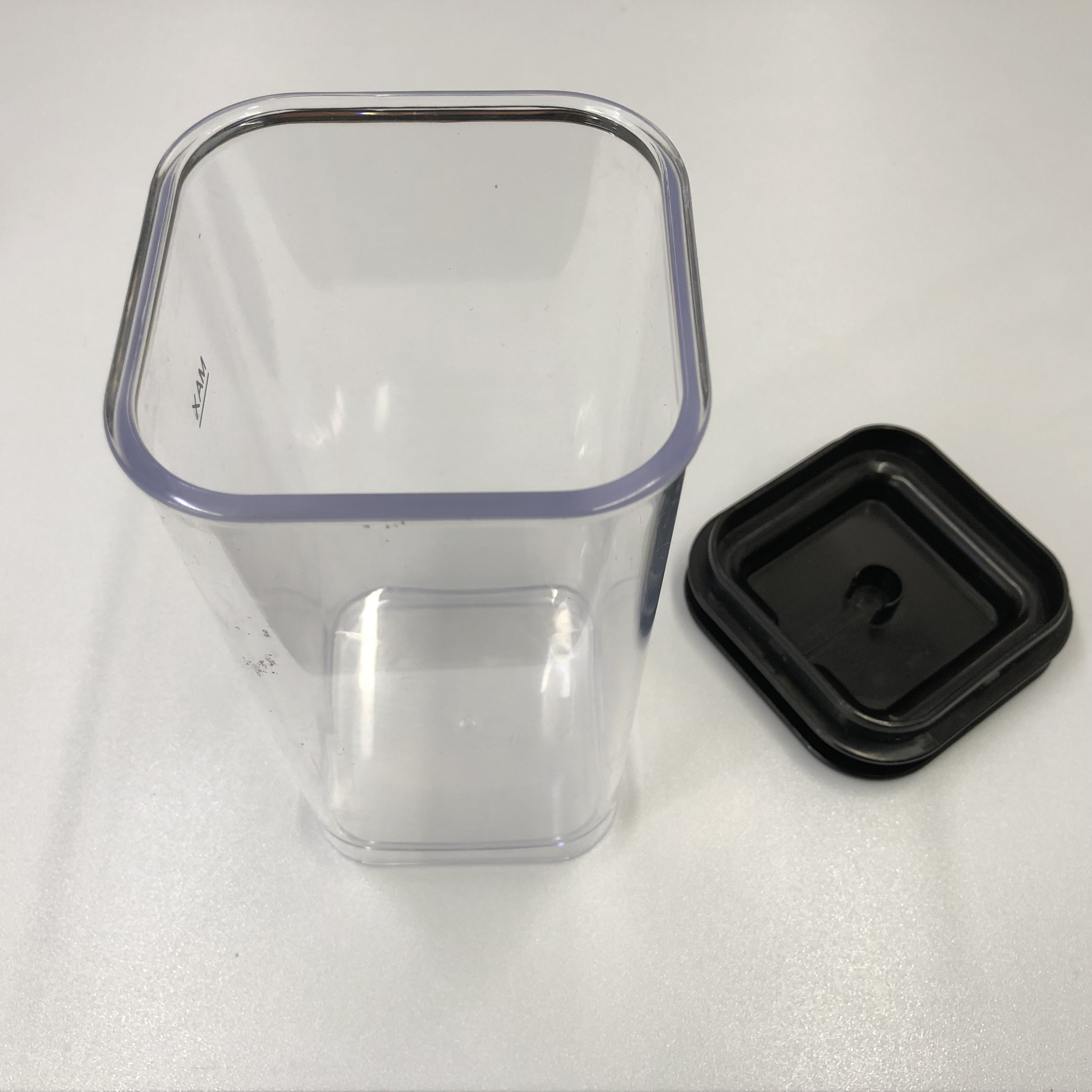 Контейнер для молока кофемашины Thomson CF20A02
Контейнер для молока кофемашины Thomson CF20A02