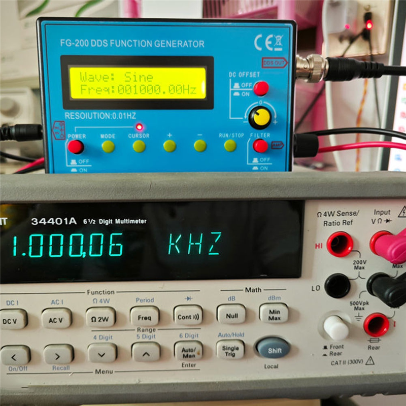 Функциональный генератор сигналов FG200 DDS, Счетчик частоты 0,01 Гц - 500 кГц, Модуль источника сигнала синусоидальной + квадратной + пилообразной формы
Функциональный генератор сигналов FG200 DDS, Счетчик частоты 0,01 Гц - 500 кГц, Модуль источника сигнала синусоидальной + квадратной + пилообразной формы