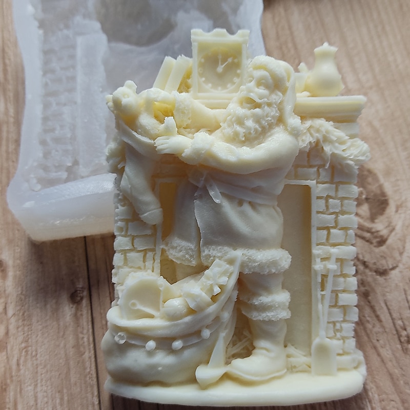 Молд Дед у камина
Молд Дед у камина