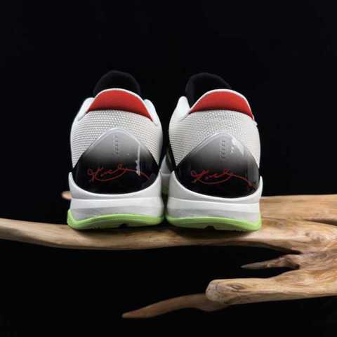 Продажа На NK Nike Zoom KOBE Protro Mambacita Sweet 16 GiGiGi Mamba Foundation: обувь с обтекаемым силуэтом и уникальной формой 