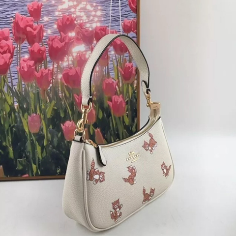 Сумка Coach через плечо с принтом танцующего котенка CC777 цвета слоновой кости 2Way