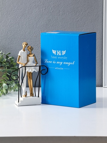 2 шт. Фигура полистоун 'Парочка стоит на лестнице с перилами', бело-золотой, 4.4x12.5x21 см