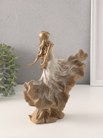 Фигурка полистоун 'Перерождение. Девушка в летящем платье', бежевый, 22.5x8.5x25 см