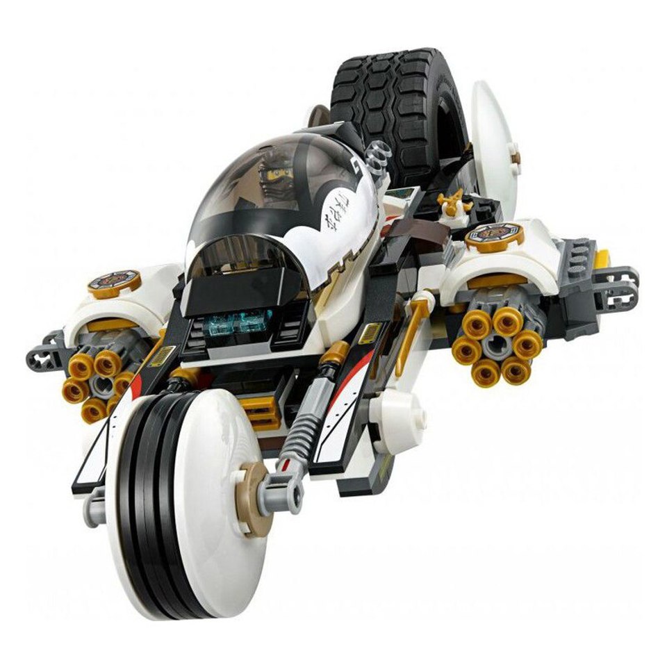 Конструктор LEGO Ninjago Необнаружимый автомобиль ниндзя (70595
