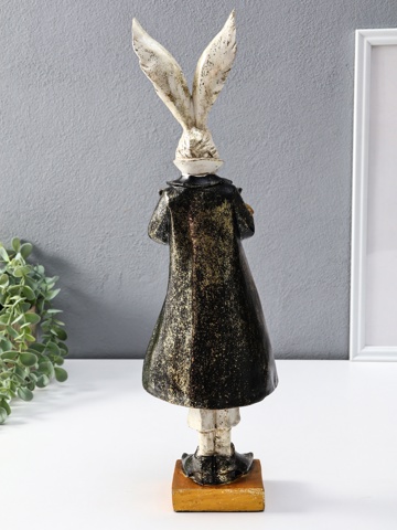 Фигура полистоун 'Заяц с чашкой чая', 13.5x11x46.5 см