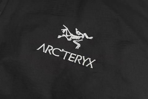 Мужская куртка Arc'teryx Beta LT 2026 GORE-TEX водонепроницаемая дышащая мембрана 20000мм высокое качество премиум копия оригинальная фурнитура YKK утеплённая осенне-зимняя ветровка