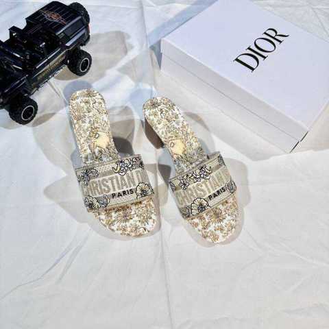 В Стиль Dior Сандалии Женские Модные Прочный Мягкий И Удобный Весенне-летние Тапочки Босоножки
