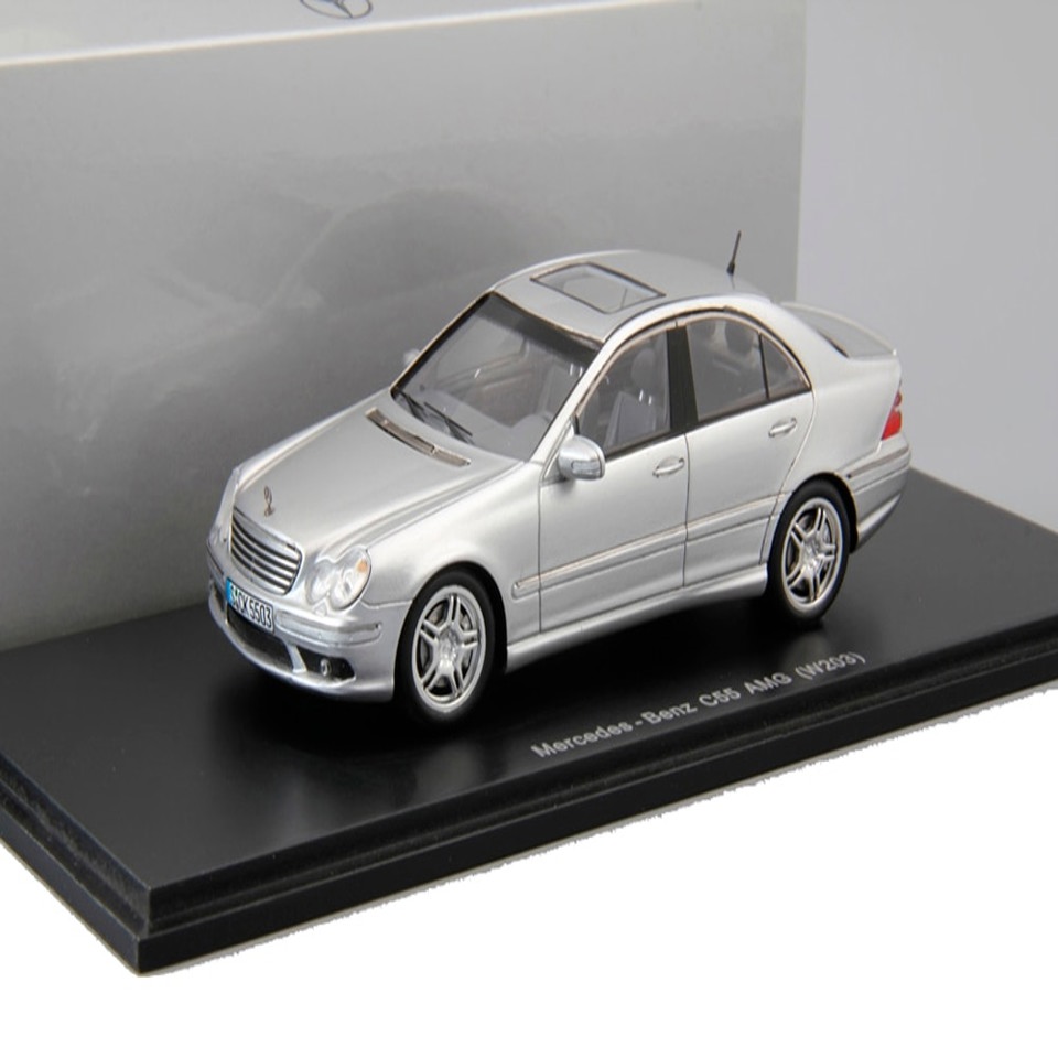 Mercedes-Benz C55 AMG (W203) ミニカー Mercedes-Benz C55 AMG (W203) 2004 Silver Metallic 1:43 Spark