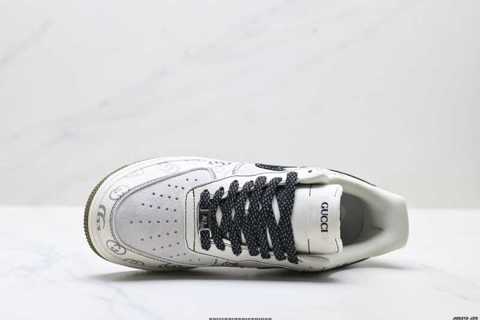 кроссовки Обувь Кроссовки Nike AIR FORCE 1 07 Pure Low Top с медовой воздушной амортизацией в подошве Известный