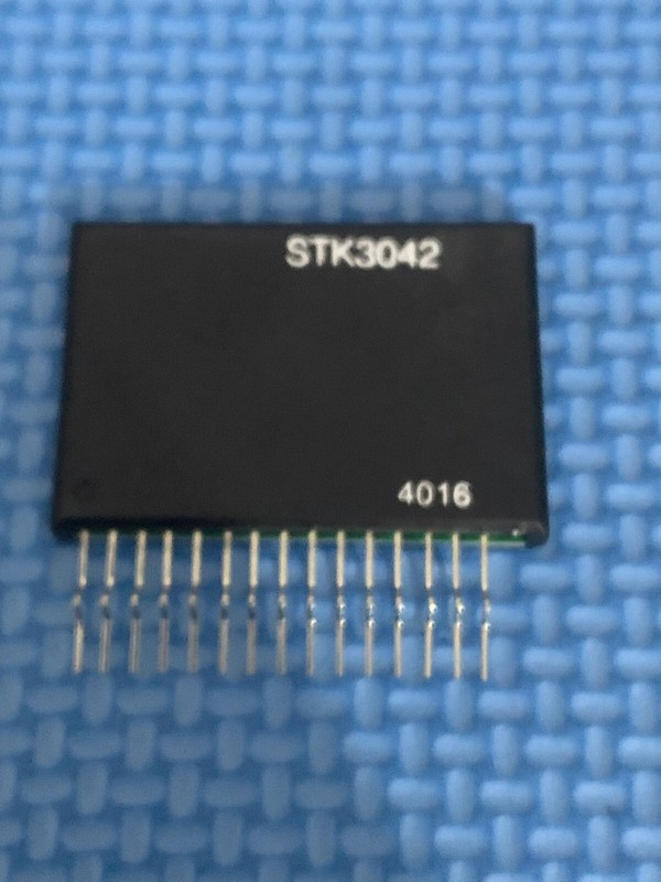 

1PCS NEW SANYO STK3042 STK-3042 STK3O42 SIP-15 Audio Power AMP MODULE