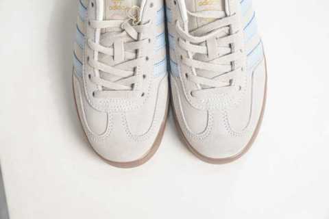 Кроссовки AD Original Gazelle Indoor Trainers: низкие, ретро-стиль, для залов. Отличная цена по акции! Адидас Обувь кроссовки Са