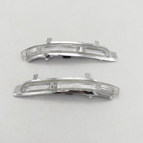 Левая и правая светодиодные лампы освещения зеркал заднего вида, Указатели поворота, Контрольная лампа повторителя крыла для Skoda Octavia 09-13 Superb