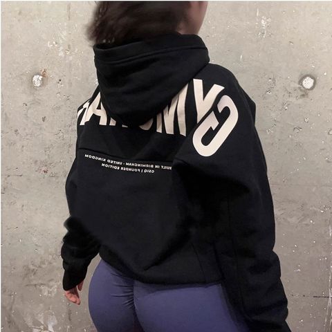 Толстовка Gymshark - построчной, стильной, для повседневного использования