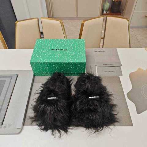 Balenciaga Тапочки Туфельки 2025 Зимняя КоллеКция Магнитная Упаковка Мех Из КонсКого Волоса Модные Слипоны Увеличение Роста 45