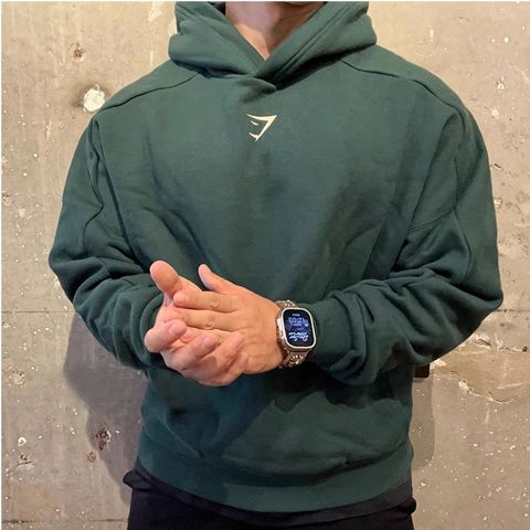 Толстовка Gymshark - построчной, стильной, для повседневного использования