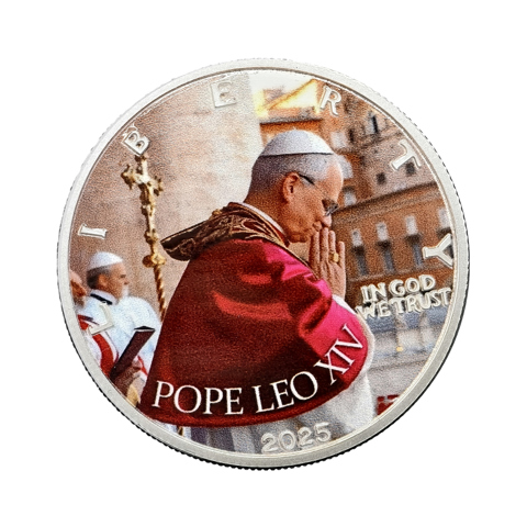 Коллекционная памятная монета Папы Римского Льва XIV