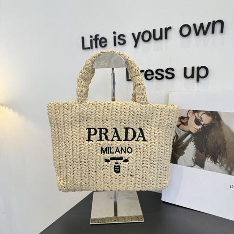 Прада PRADA плетеная сумка соломенная малая 2026
