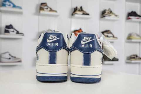 Скидка кроссовки Обувь North Face x Nike Air Force 1 совместный бренд: белый-темно-синий, низкие, выгодная цена