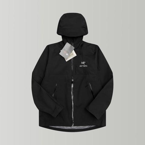 Мужская куртка Arc'teryx Beta LT 2026 GORE-TEX водонепроницаемая дышащая мембрана 20000мм высокое качество премиум копия оригинальная фурнитура YKK утеплённая осенне-зимняя ветровка