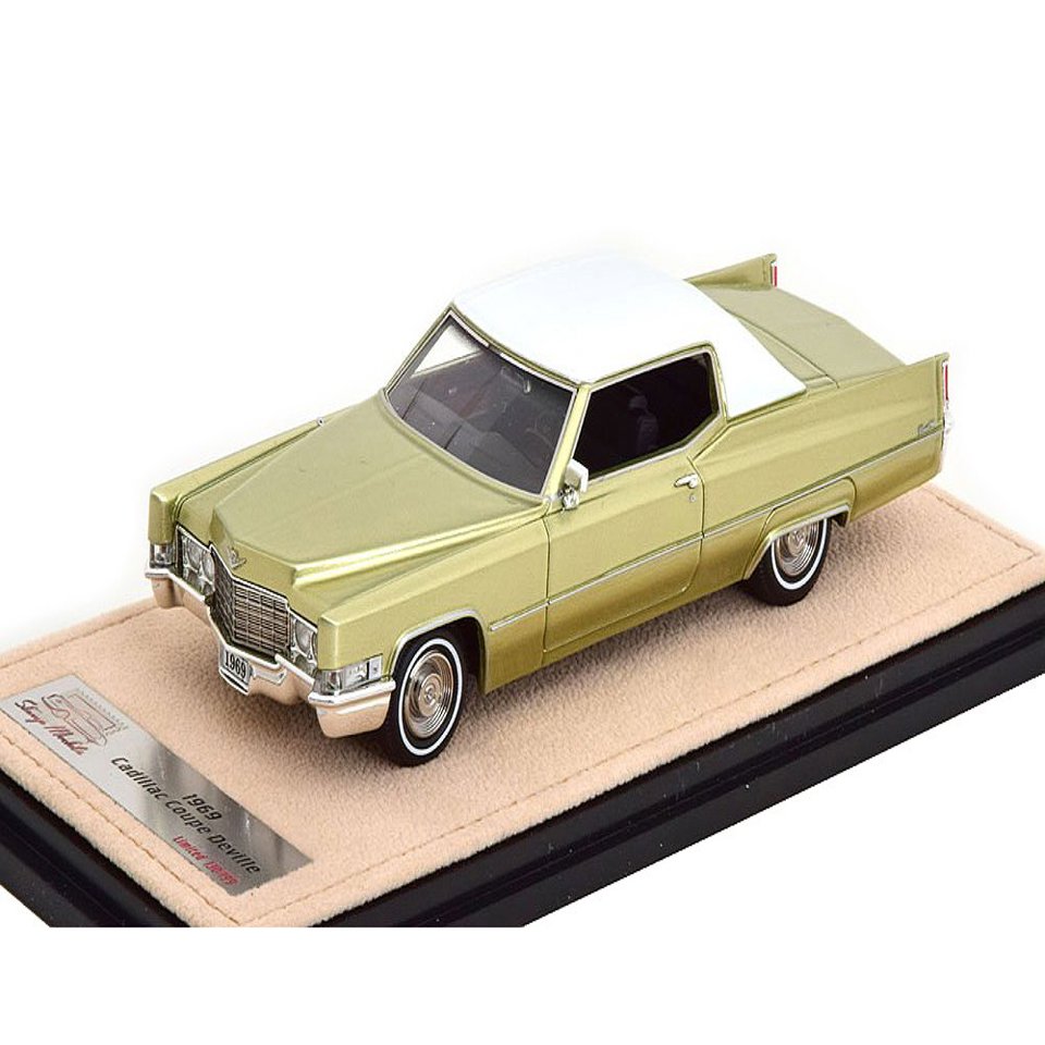 Модель автомобиля Cadillac Coupe DeVille 1969 1:43 Stamp Models