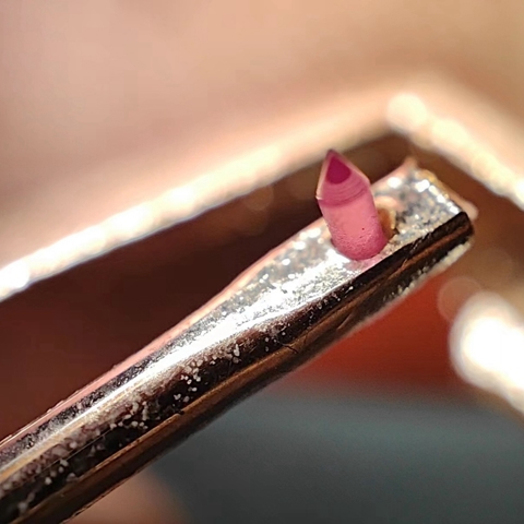 Сменный стилус из 4шт Иглы для проигрывателя виниловых пластинок с алмазным поворотным столом и щеткой для чистки стилуса