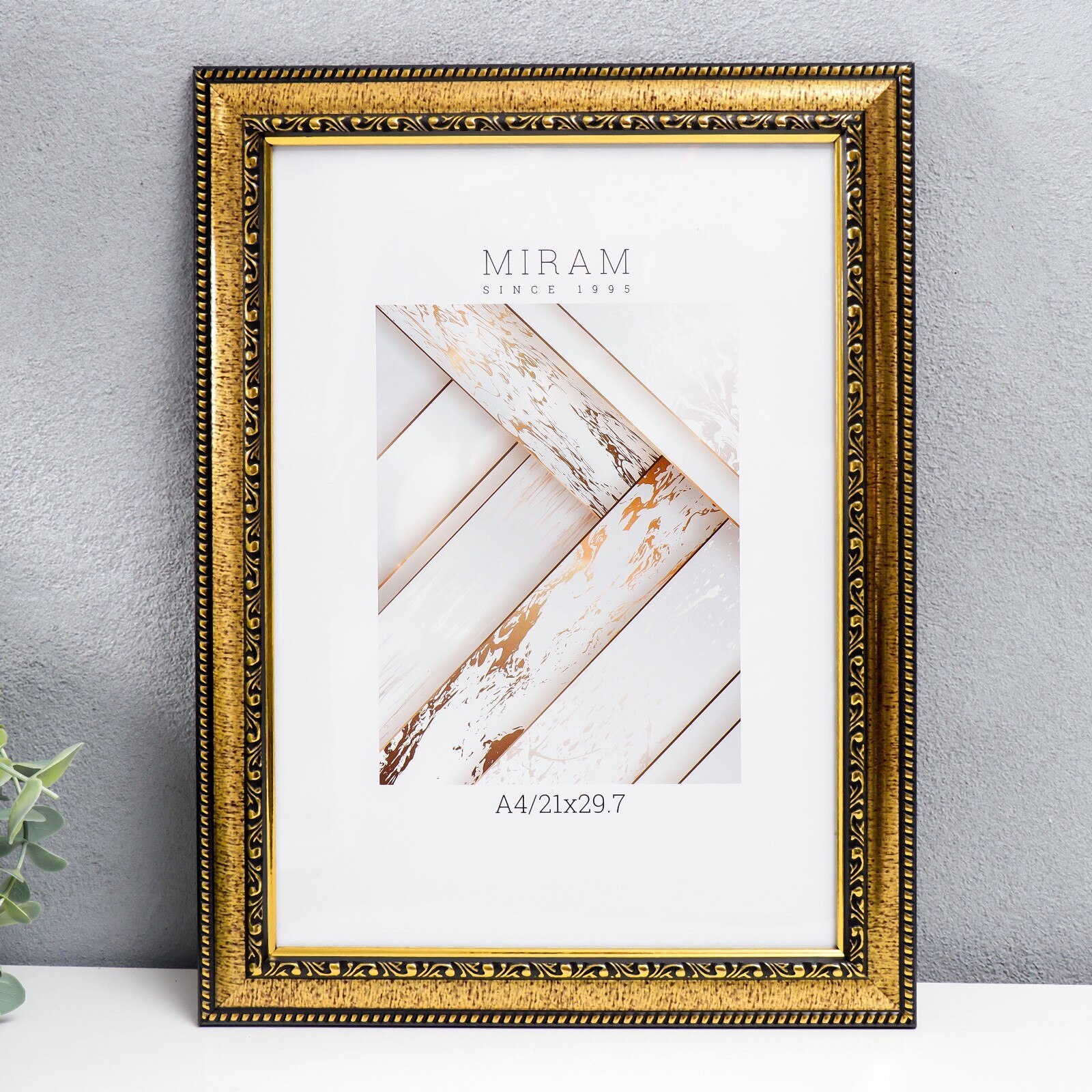 

Фоторамка пластик "Gallery" 21х29,7 см золото (пластиковый экран)