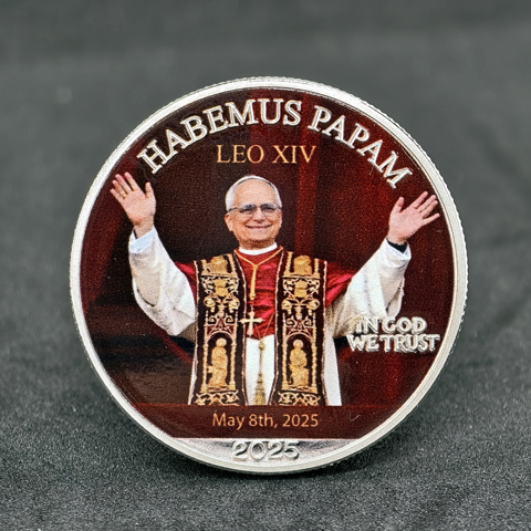 Коллекционная памятная монета Папы Римского Льва XIV