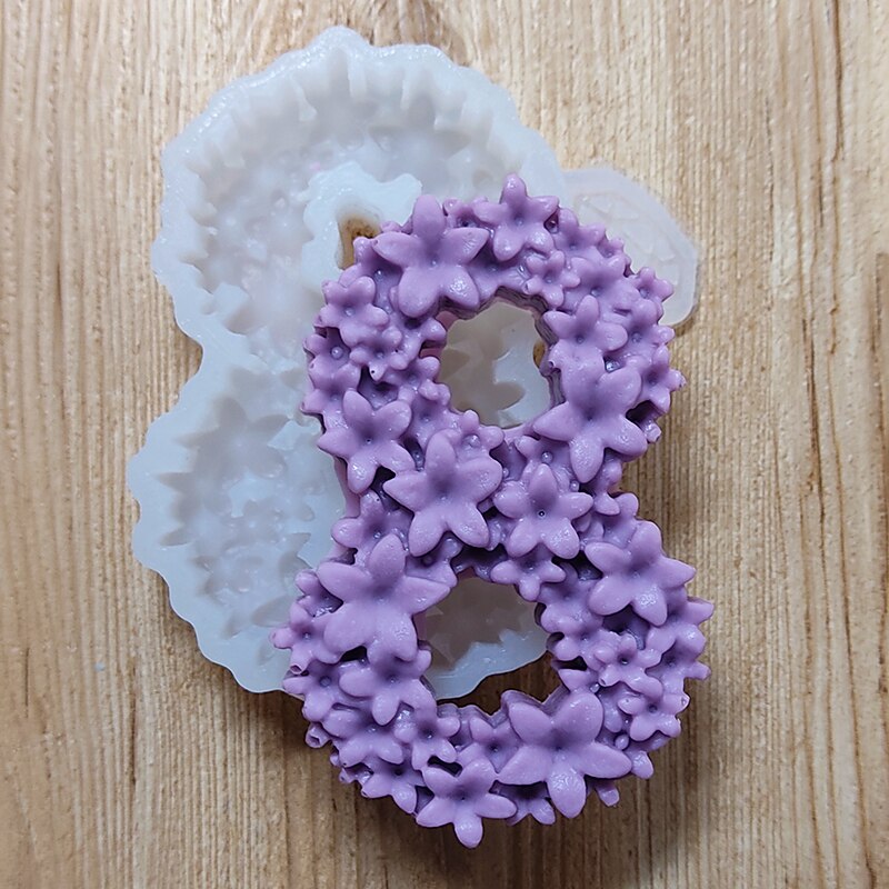 

Молд 8 из цветов