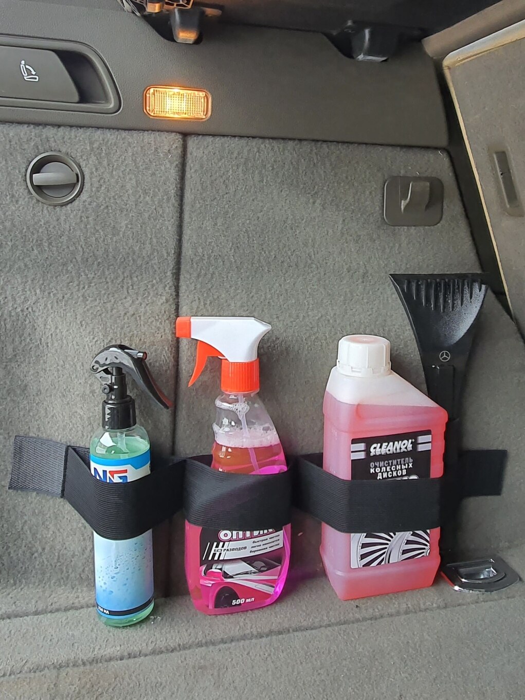 

Крепление в багажник эластичная резинка наклейка на 2-3 отделения универсальное крепление для багажника авто TERRITORY 30464