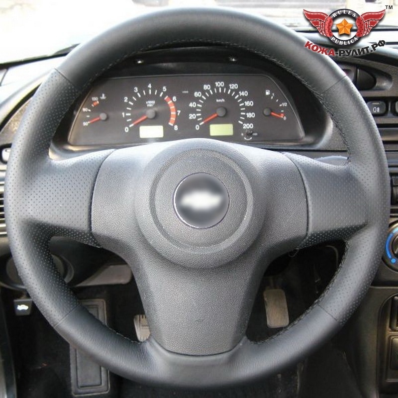 

Оплетка из натуральной кожи на руль LADA (ВАЗ) Niva Travel (2020-н.в.), Chevrolet Niva I (2009-2020), Opel Corsa D (S07)
