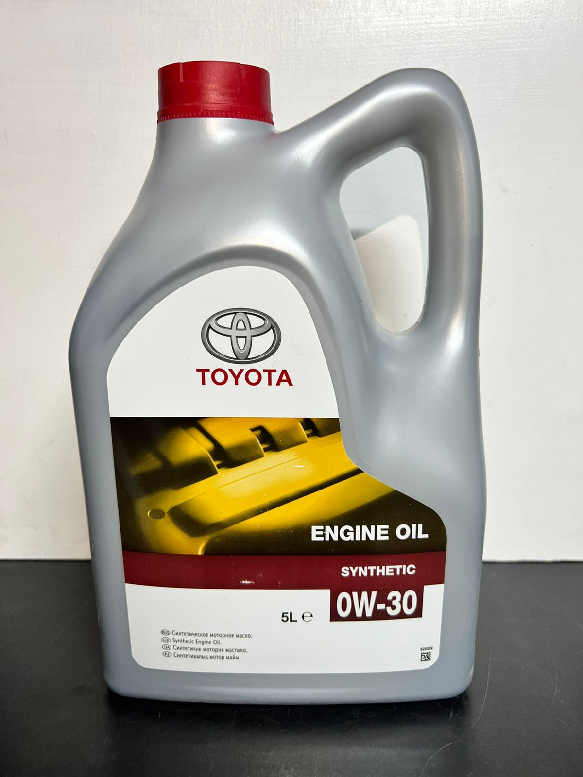 

Синтетическое моторное масло TOYOTA SAE 0W-30, 5 л