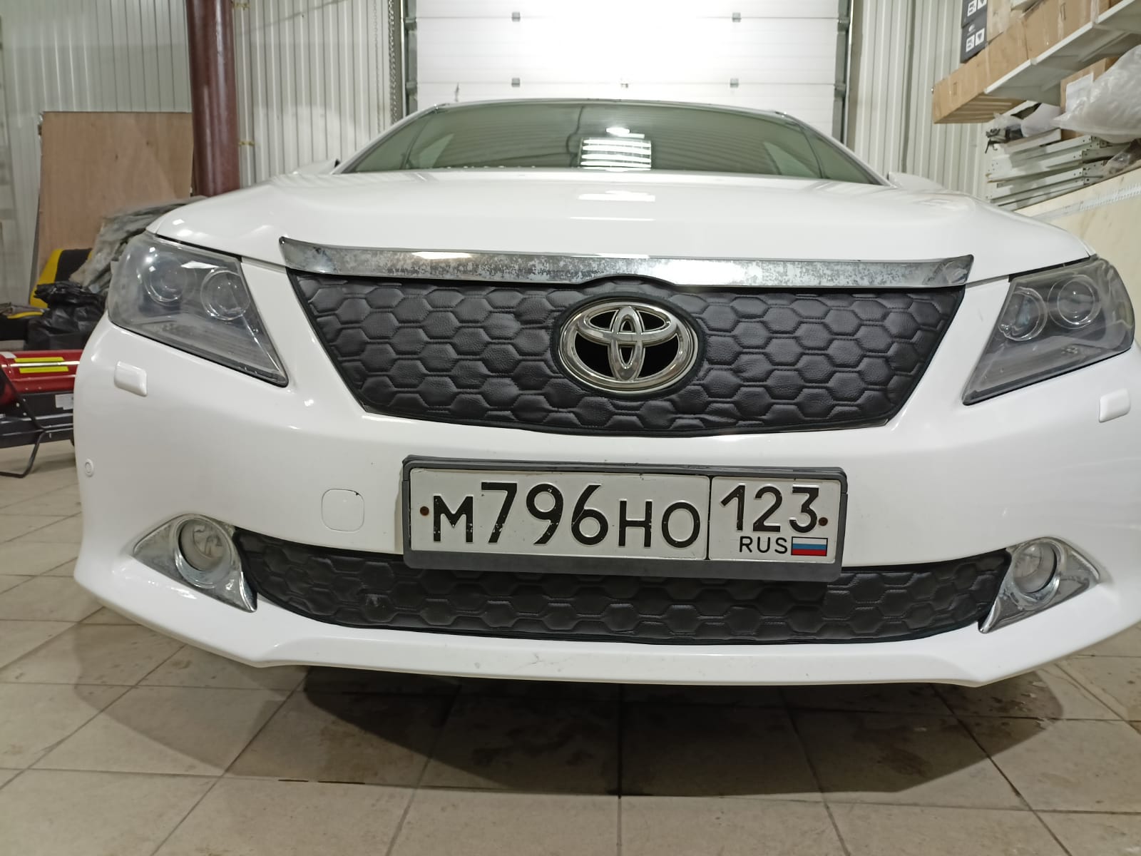 

Утеплитель радиатора для Toyota Camry v 50/55 (комплект 2 детали)Тойота Камри 50
