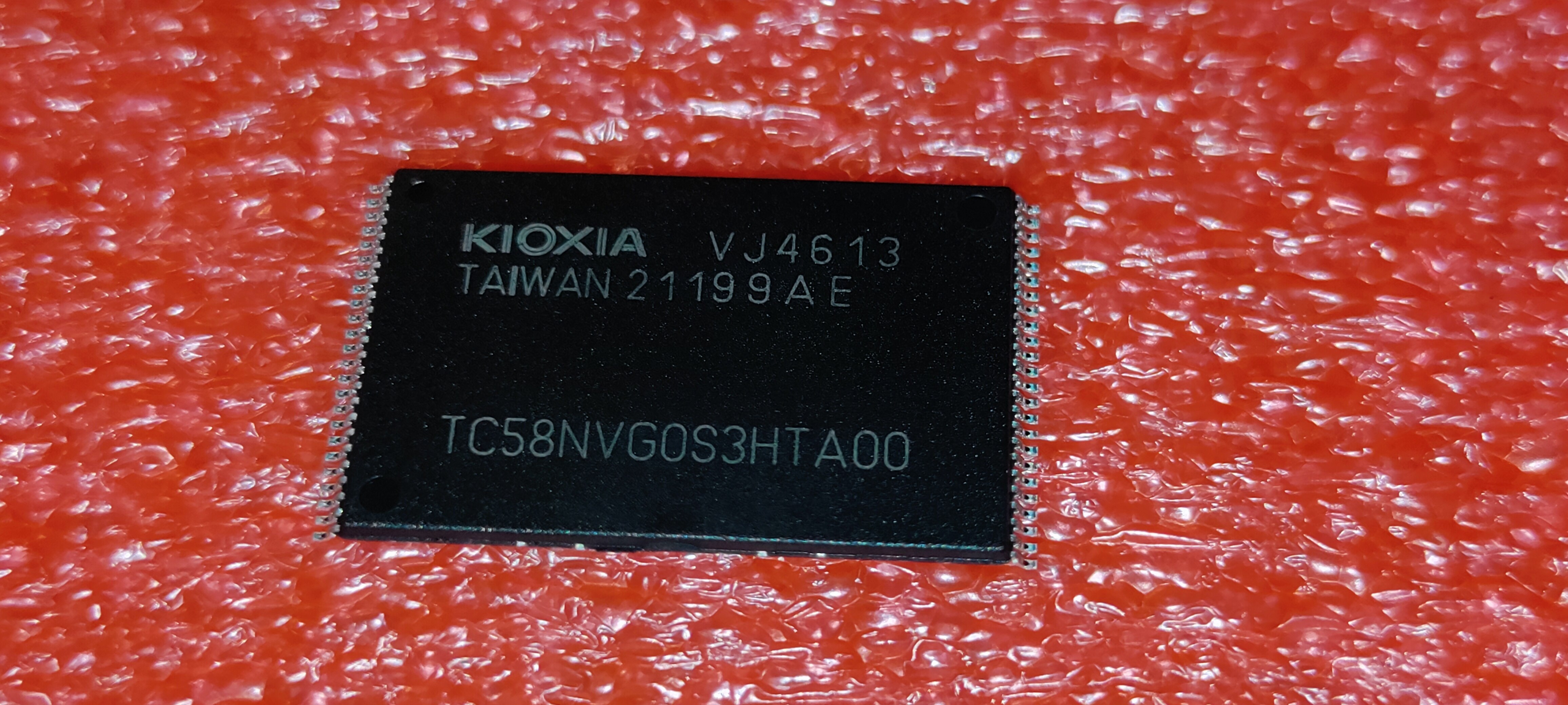 

Микросхема новая прошитая TC58NVG0S3HTA00 для , ,EAX66203803, EAX66203805 EAX66267106, EAX66873503, EAX65388005