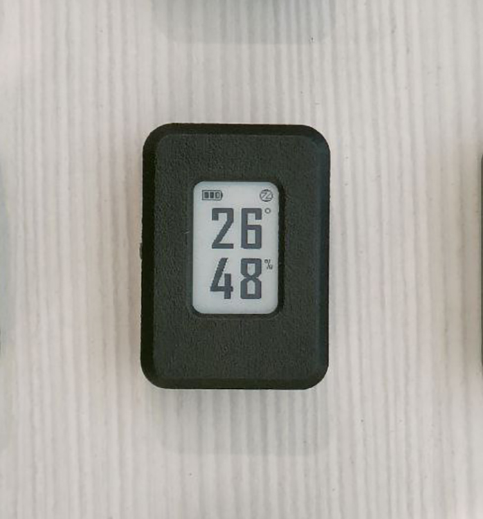 

Датчик температуры и влажности воздуха с e-ink дисплеем EFEKTA eTH102z Zigbee