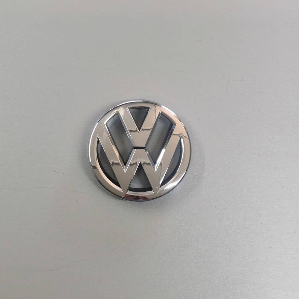 

Volkswagen Фольксваген Поло 09-15г эмблема передняя новая не оригинал