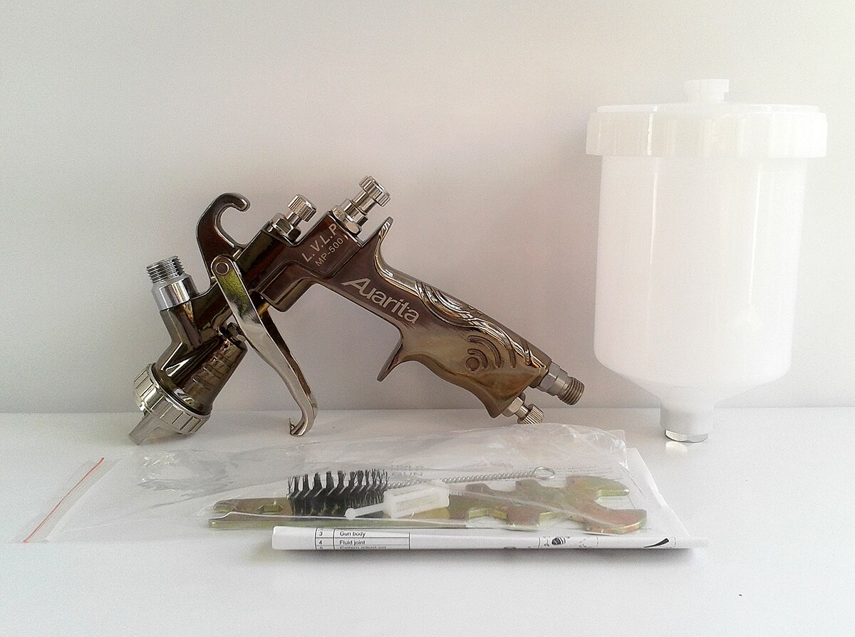 

Краскопульт AURITA LVLP MP500, дюза 1.3. Spray gun AURITA LVLP MP500, nozzle 1.3