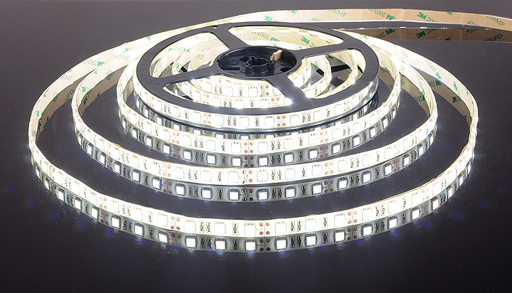 

СД лента 9.6Вт SMD2835-120LED 820Lm 12V IP33 6500K (холодный белый) OREOL