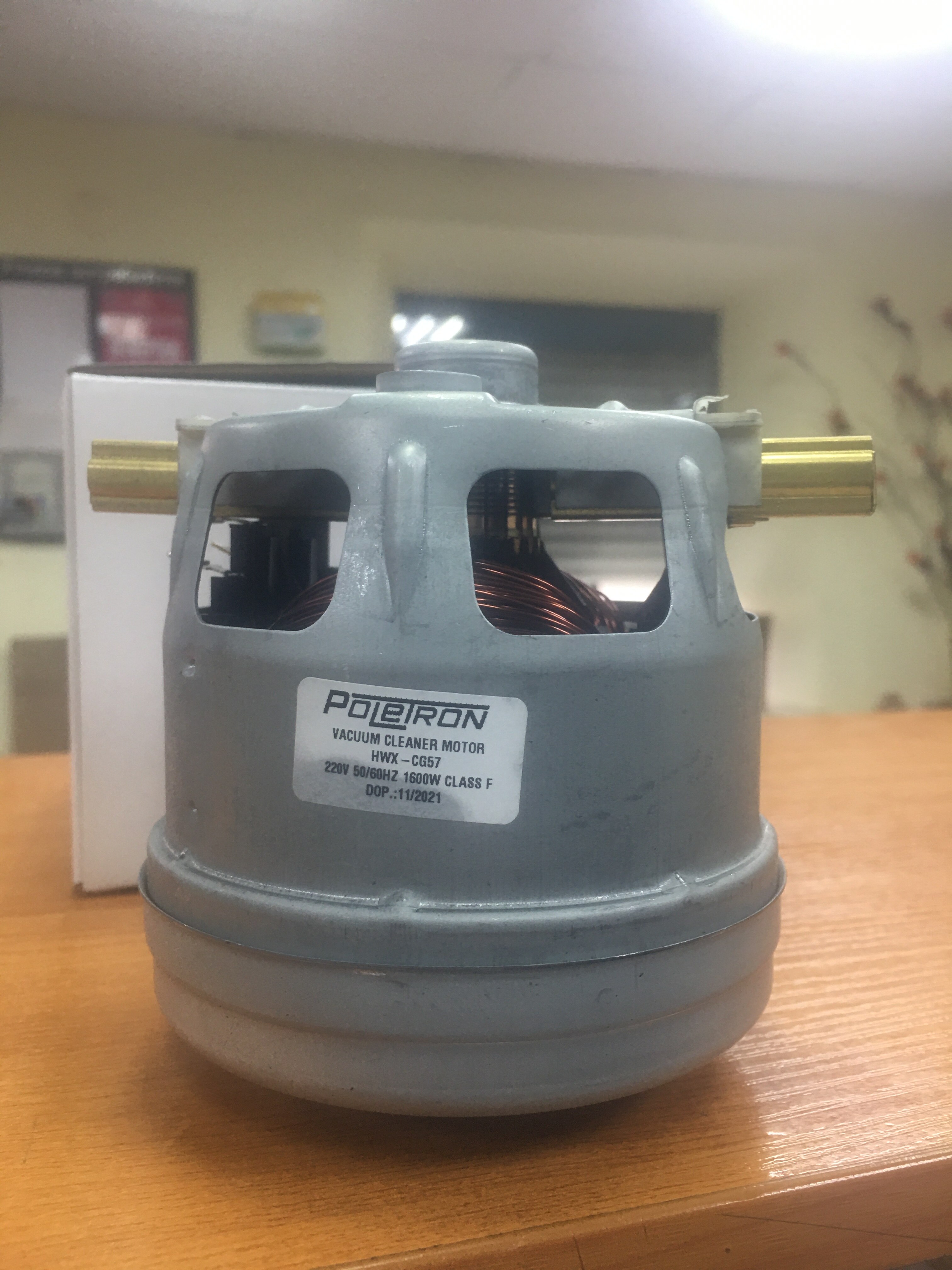 

HWX-CG57 Электрический двигатель на пылесос 1600W H113мм Ø100мм h28мм аналог BOSCH SIEMENS 650525