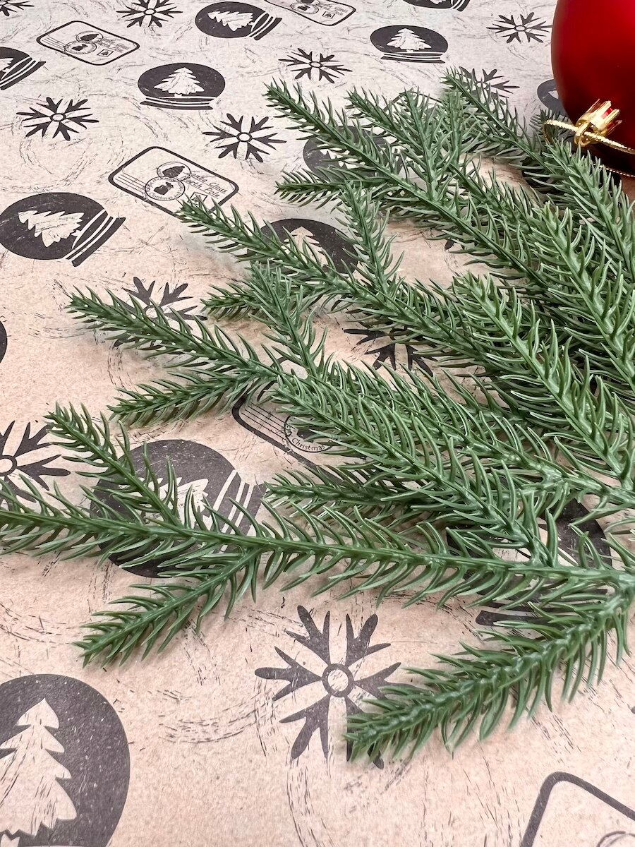 Еловые ветки для новогоднего декора, хвойные веточки, арт 12102