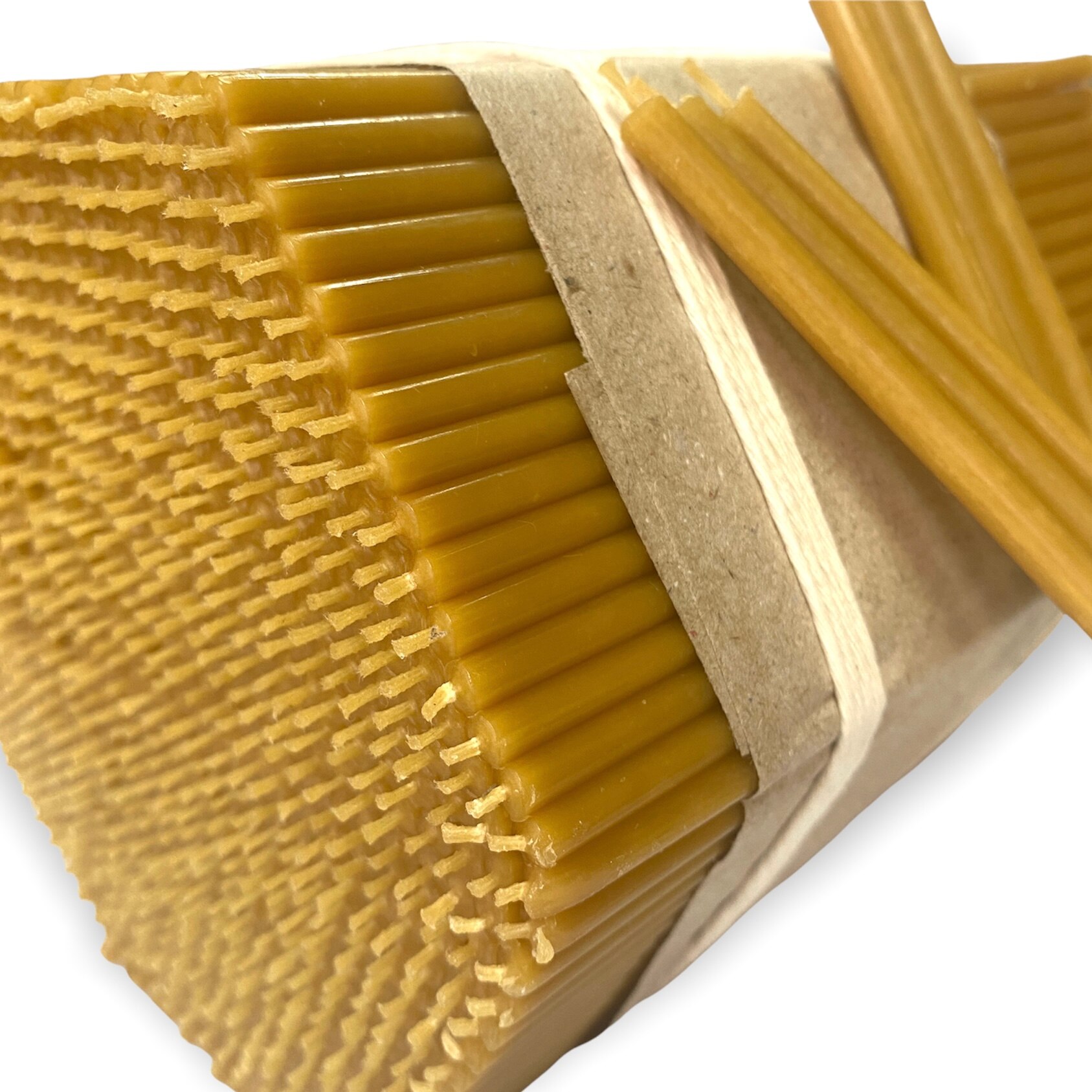 

Свечи восковые 700 шт. станочные церковные православные № 140 - 2 кг в грани