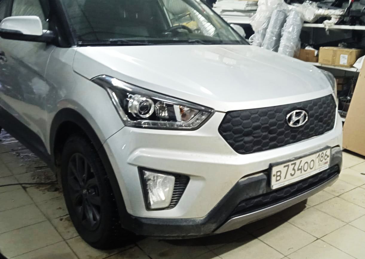 

Утеплитель радиатора для Hyundai Creta 2016 - 2020, 1 поколение Комплект с вырезом под логотип Дизайн Соты