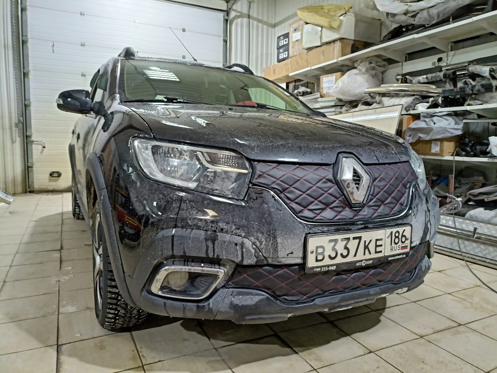 

Защита радиатора маска утеплитель для Renault SANDERO Stepway 2018-2021 (Рено Сандеро Степвэй) Комплект 2 детали