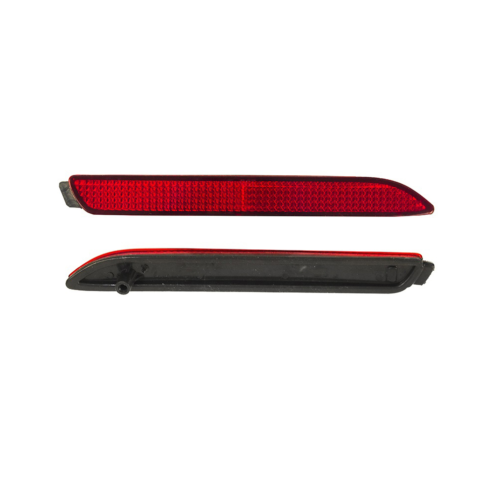 

Отражатель в задний бампер IST/RAUM/WISH/BLADE/PREMIO/ALLION/IPSUM/NOAH/VOXY/GX470/ALPHARD 08- Справа (SAT)