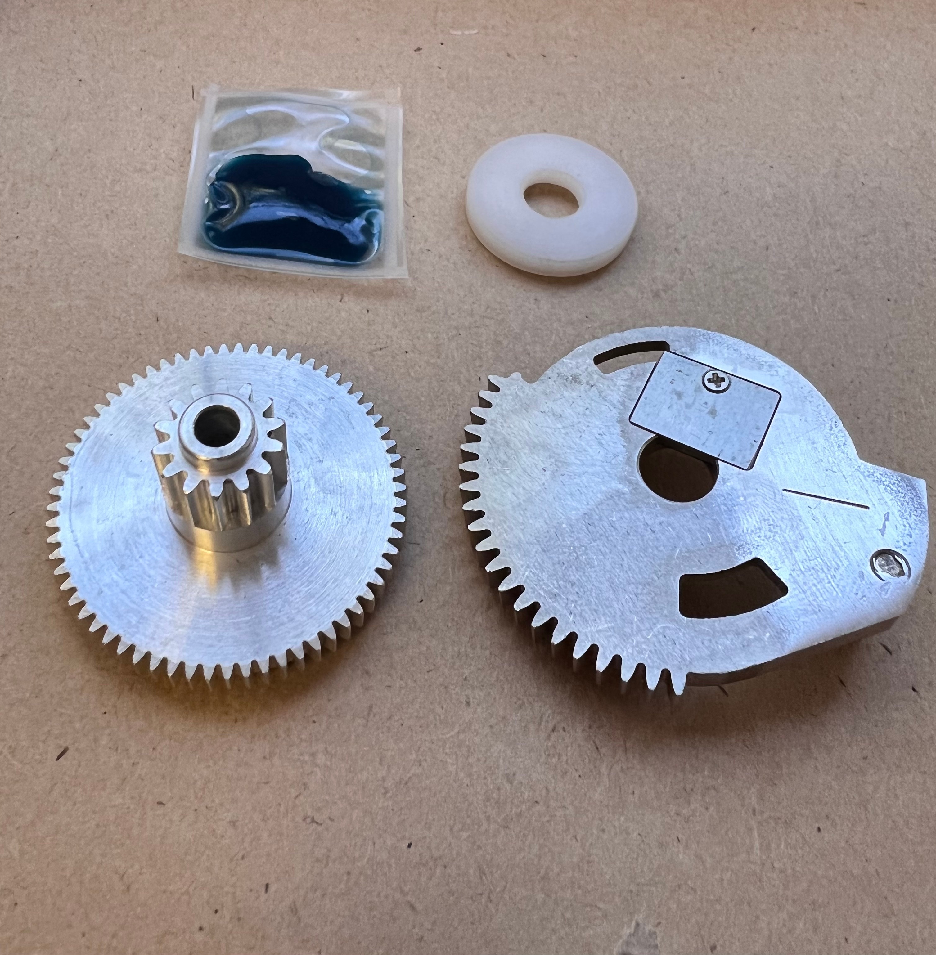 

Ремкомплект, шестерни дроссельной заслонки Dodge Caliber