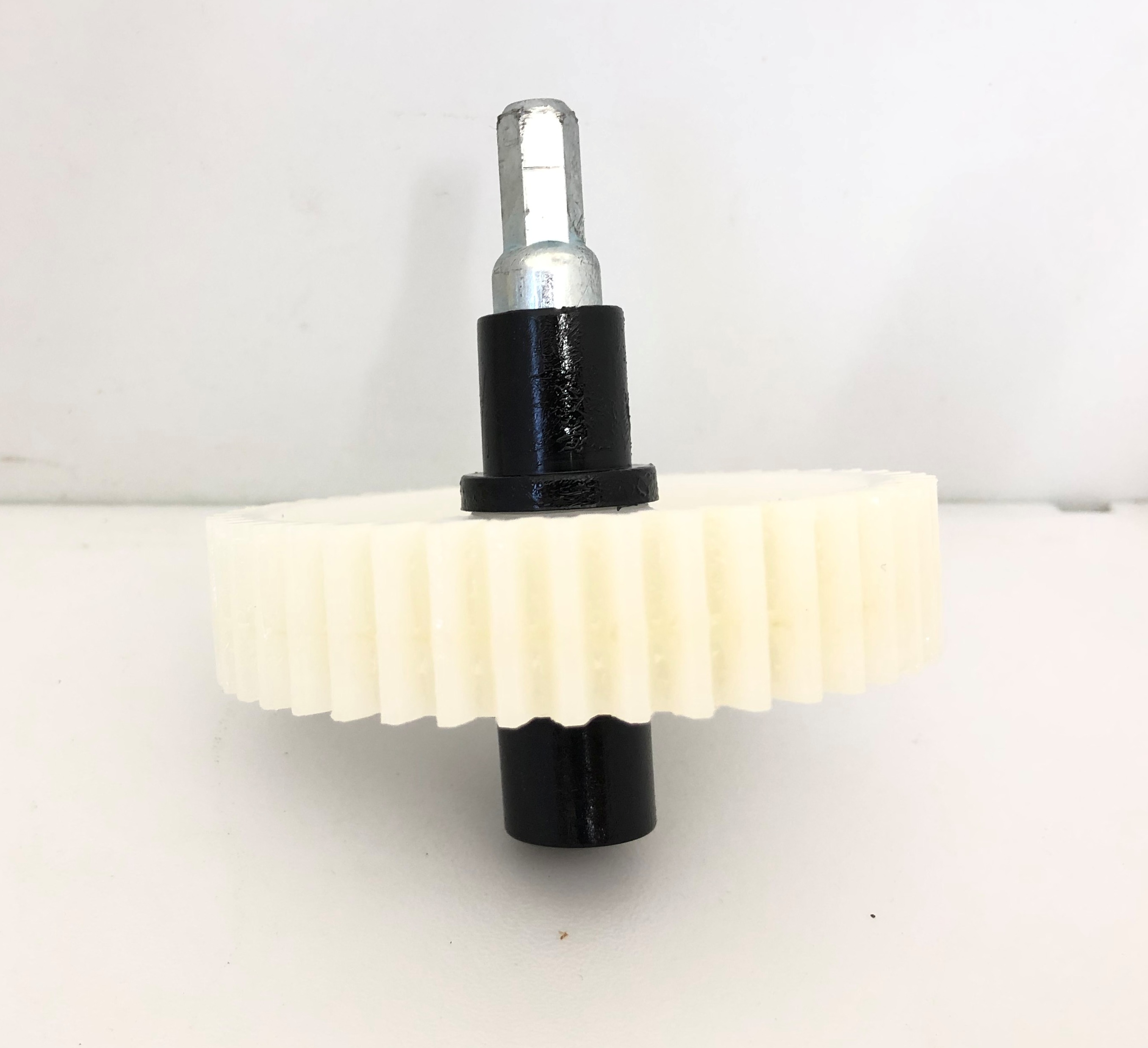 

Шестеренка редуктора для мясорубки Polaris PMG2060A