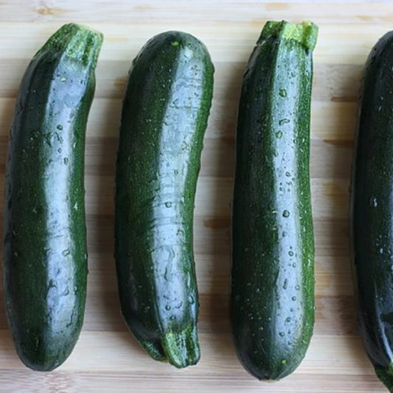 

Кабачок Черный красавец семена 10 шт.