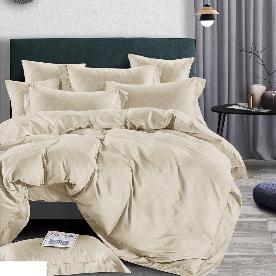 

Комплект постельного белья ЕВРО с простыней 220*240, микрофибра, 100% полиэстер