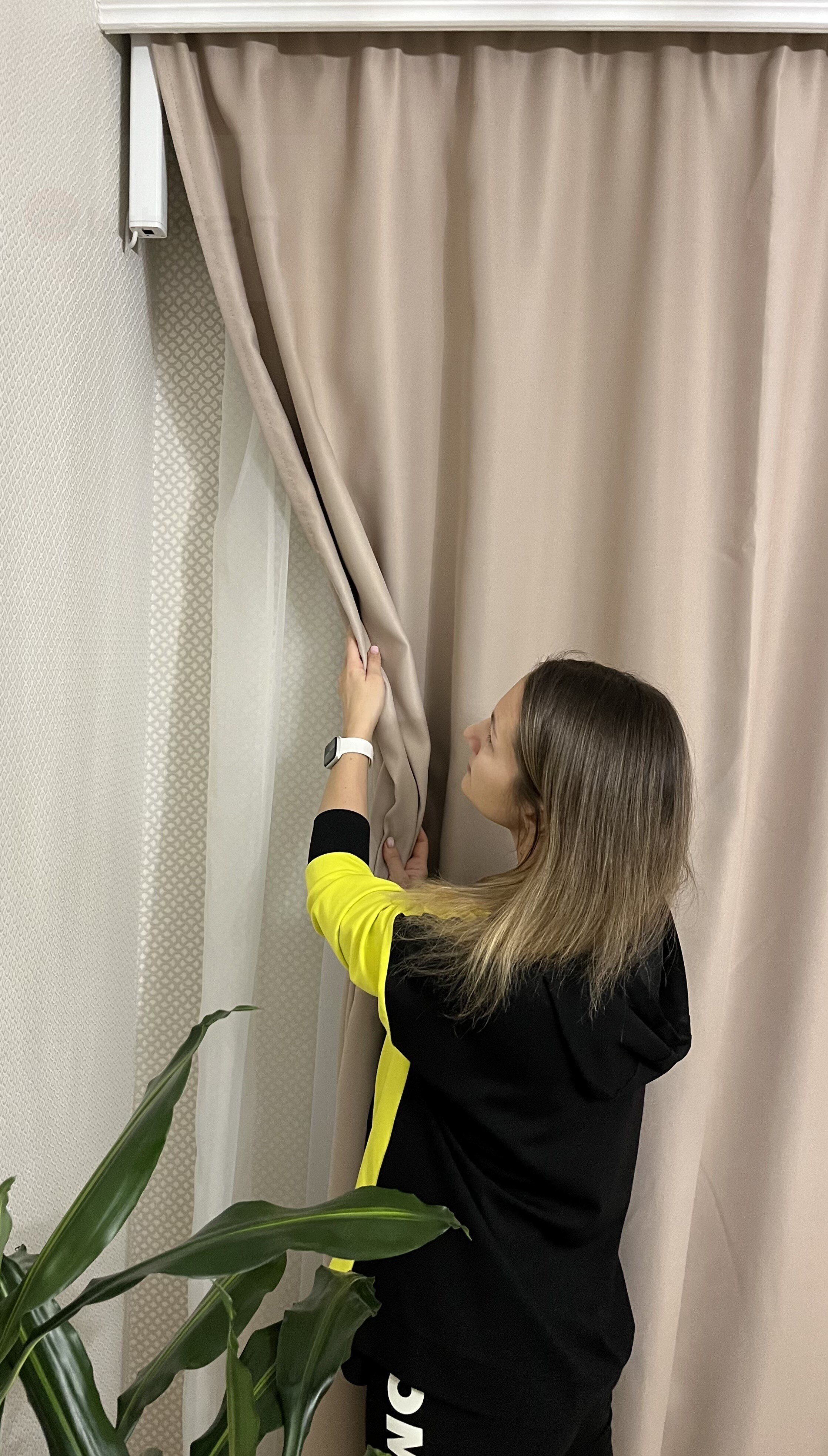 

Электрокарниз NOVO N21