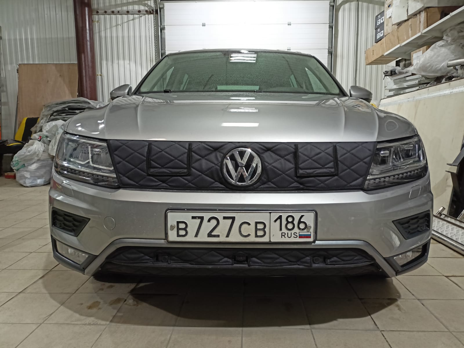 

Утеплитель радиатора для Volkswagen Tiguan 2016 – 2020 II с парктрониками (кармашками) Комплект 2 детали