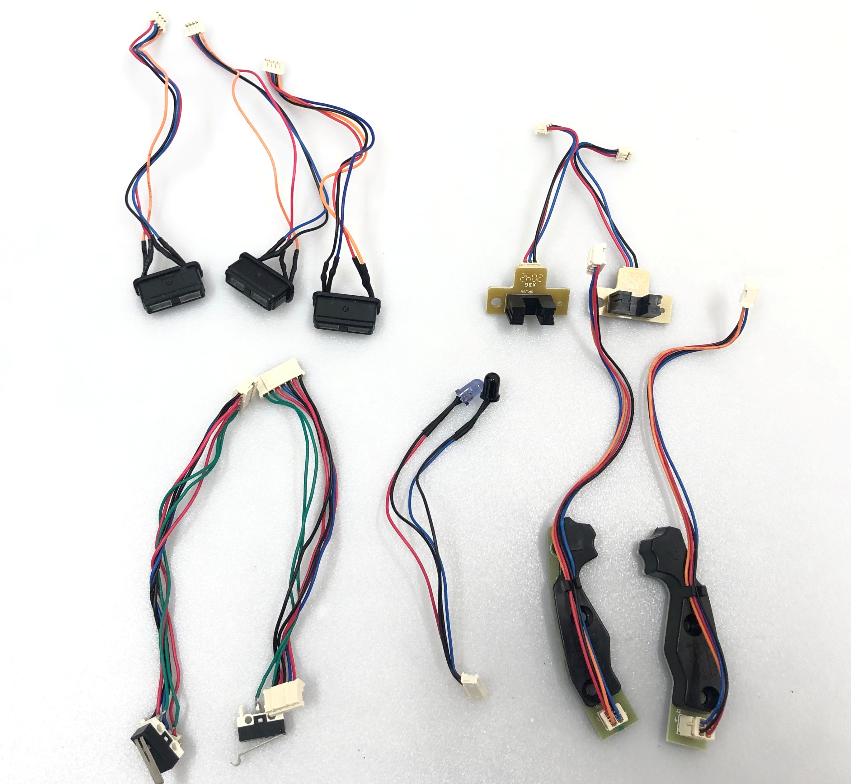 

Полный комплект датчиков сенсоров концевиков для робота пылесоса Redmond RV-R500